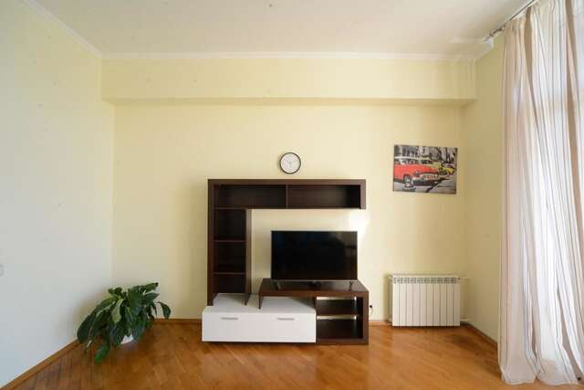 Апартаменты Kreschatyk Penthouse With Amazing View Киев-5
