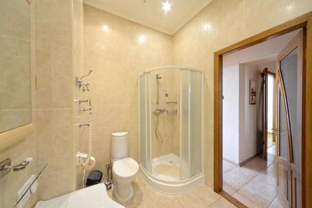 Апартаменты Kreschatyk Penthouse With Amazing View Киев-36